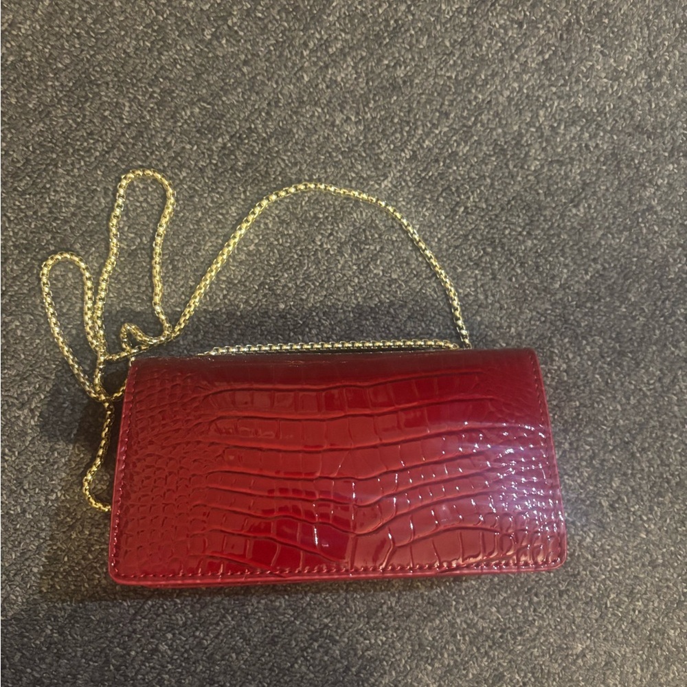 Fancy Red Croc-Embossed GoldChain Crossbody bag Genuine Cowhide Leather